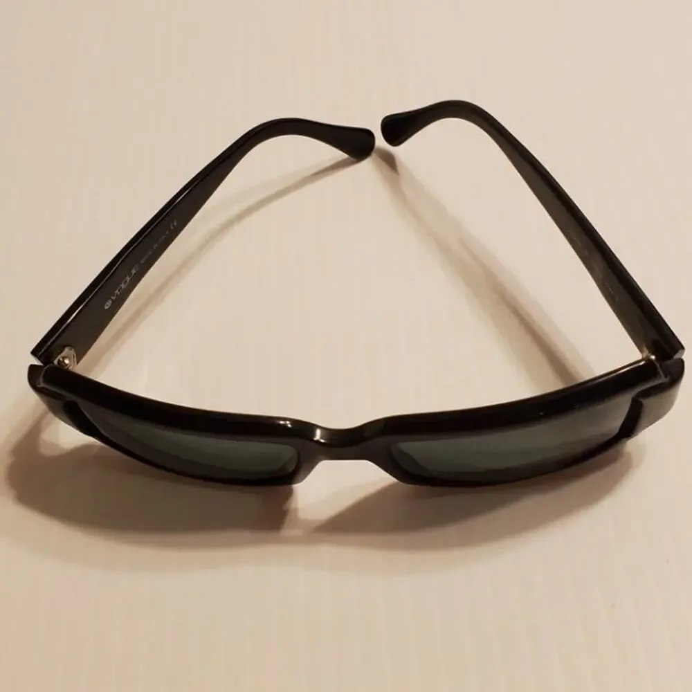 Vogue VO2327-S Sunglasses Frames W44/6. Size 52x18x130